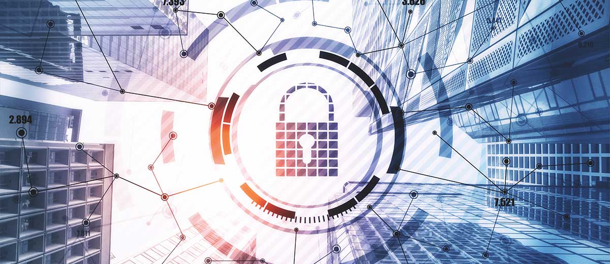 Imagen de un candado digital superpuesto a un fondo de edificios empresariales.